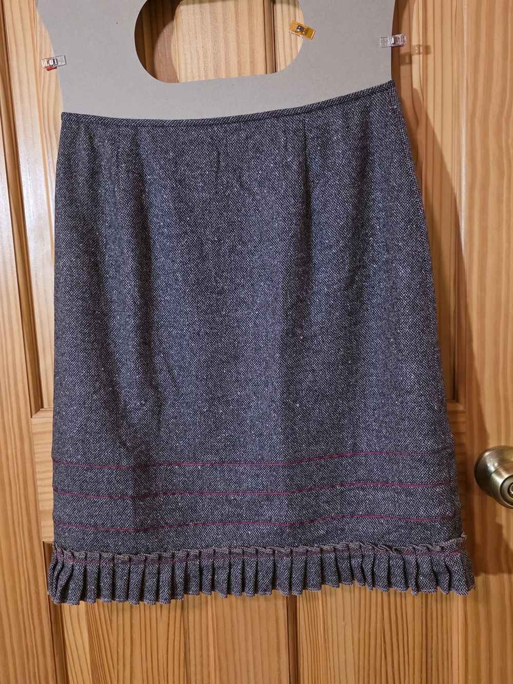 Kay Unger Charcoal Tweed Two-Piece Skirt Suit - Picture 2 of 16
